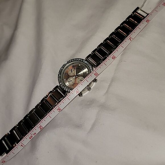 Women’s Brand New Watch NY & C Silvertone with Crystal Bezel & 3 Faux Subdials - Picture 10 of 11